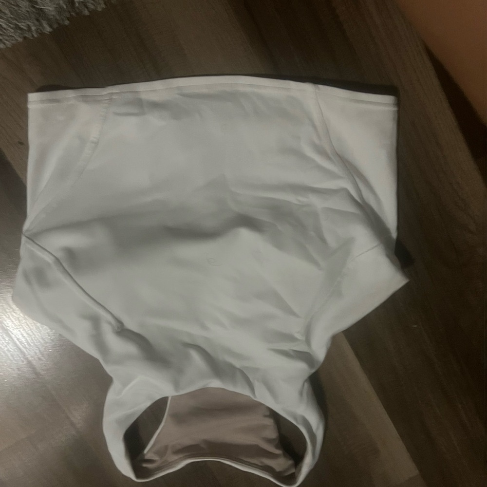 White lululemon shirt